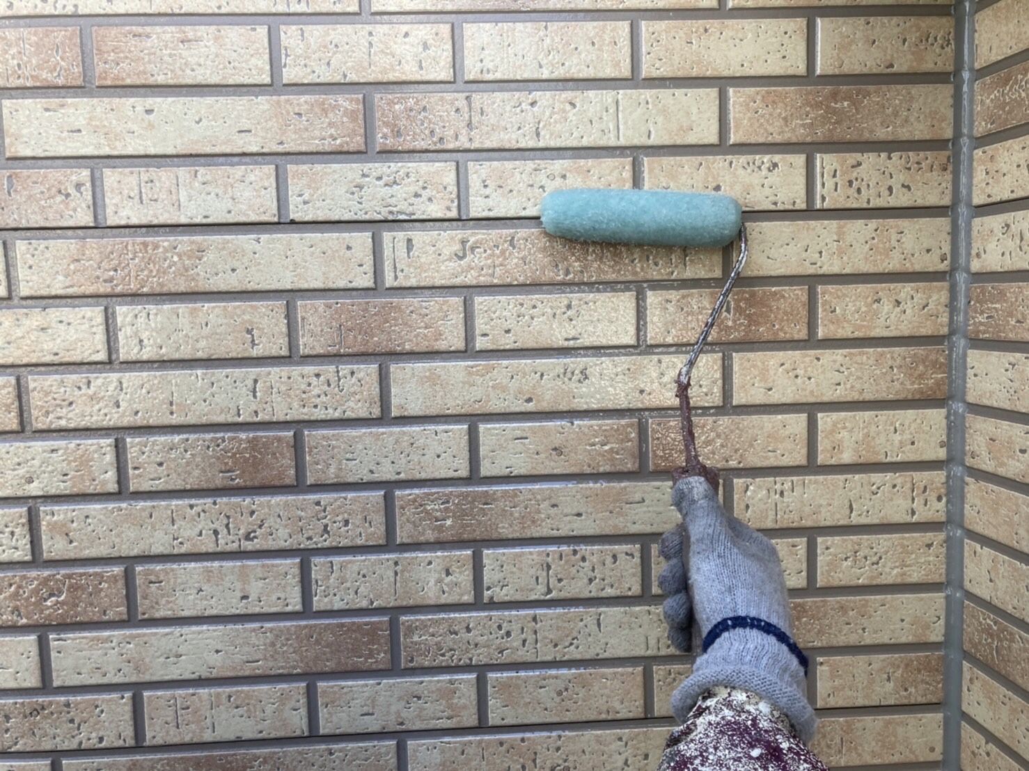 外壁塗装工事で梅雨のシーズンも一安心！